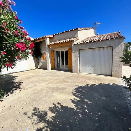 Maison T3 Avec Mezzanine Et Garage, Proche Plage, Ideale Pour 6 Pers. Avec Terrasse Et Equipements Complets - Fr-1-784-1 *